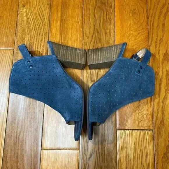 Diba Blue Suede Peep Toe Laser Cut Booties - Picture 8 of 10